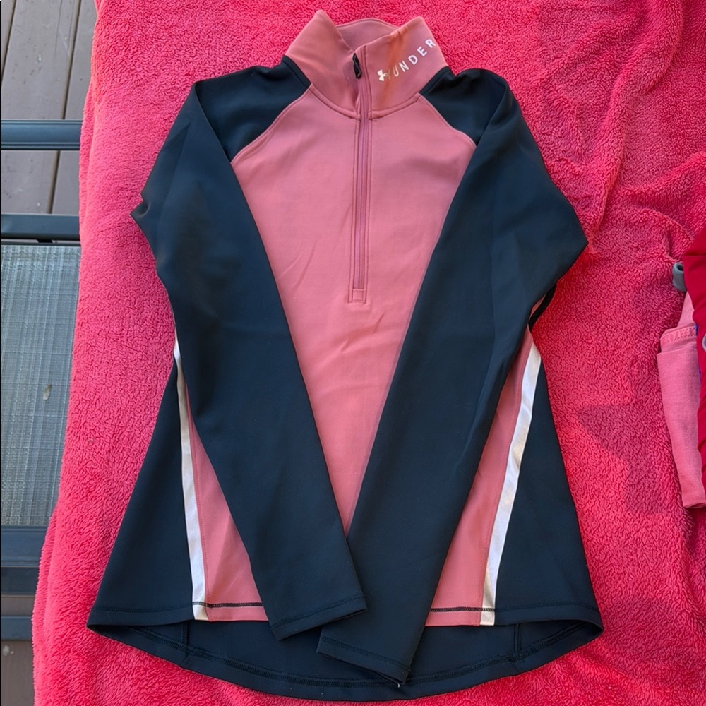 Under Armour Women's Pink and Black Cold Gear